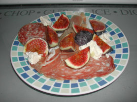 Figs go well with Antipasto